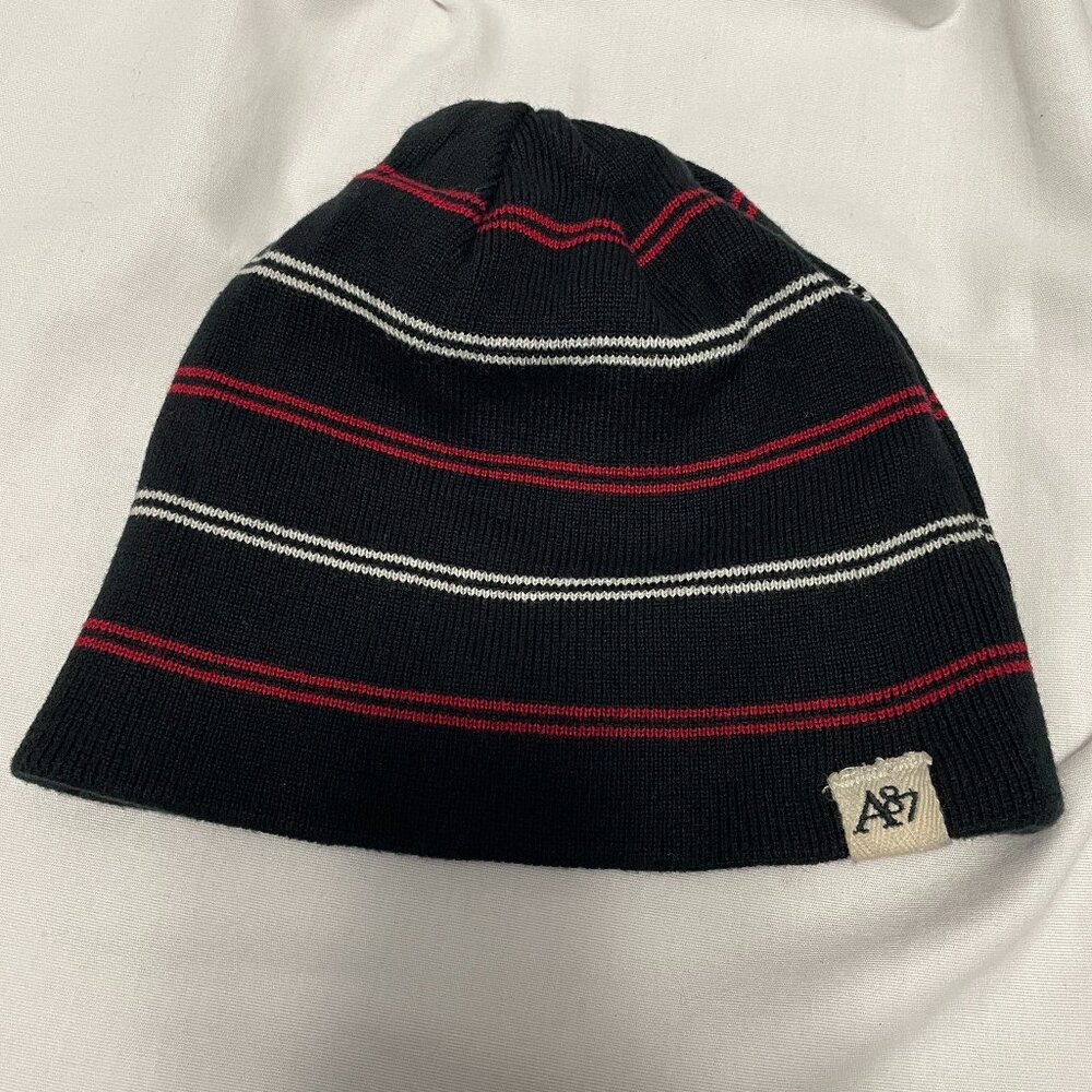 Aeropostale Reversible Skull Cap Beanie Black Preowned